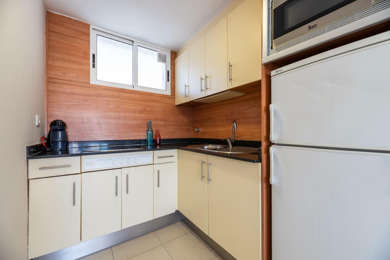 Rentalmar Navarra Family Suites Salou Dış mekan fotoğraf