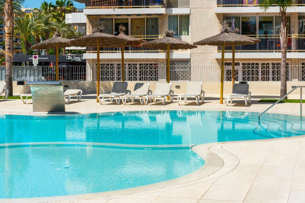 Rentalmar Navarra Family Suites Salou Dış mekan fotoğraf